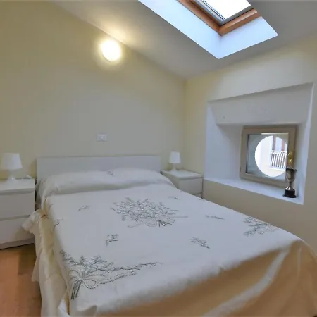 Duomo Mansarda By Interhome * Iseo