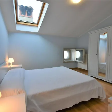 Duomo Mansarda By Interhome * Iseo