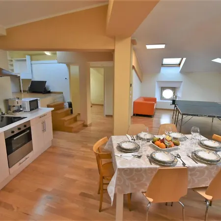 Duomo Mansarda By Interhome Iseo
