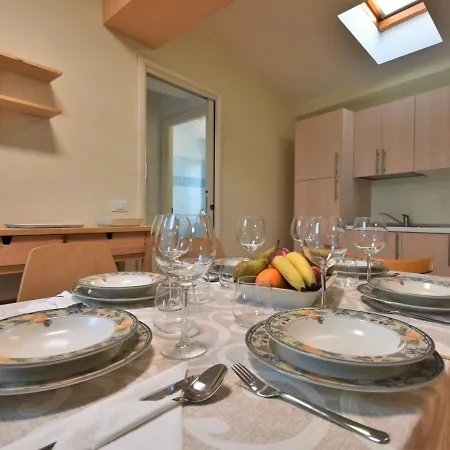 Duomo Mansarda By Interhome Apartmán