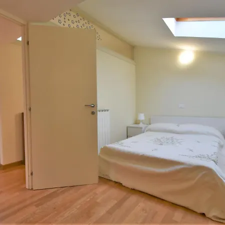 Duomo Mansarda By Interhome *