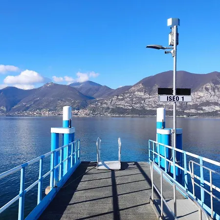 Apartmán Duomo Mansarda By Interhome Iseo